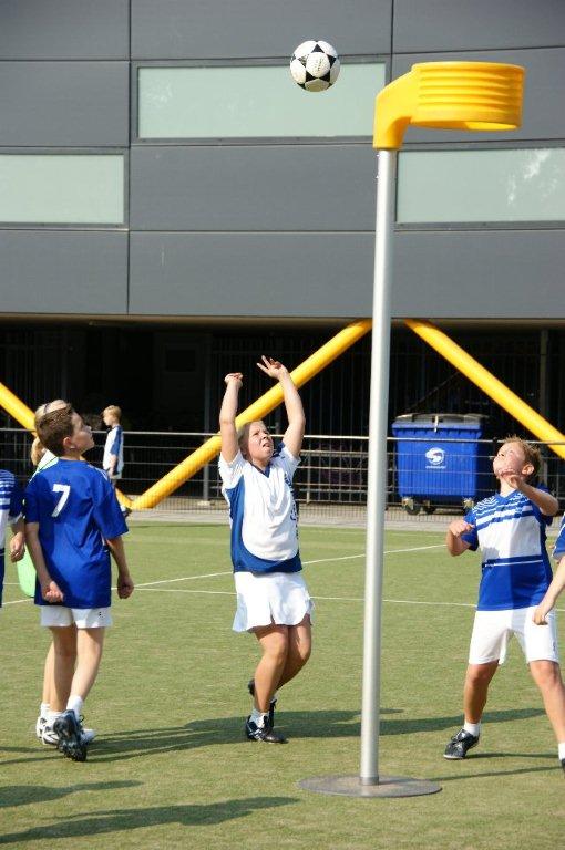 2009-09-26-11.04.34 Korfbal D3-D2-_638x960.jpg